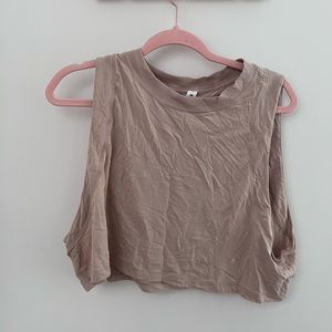 Lululemon workout top